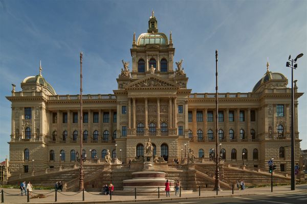 Žáci v Národním muzeu